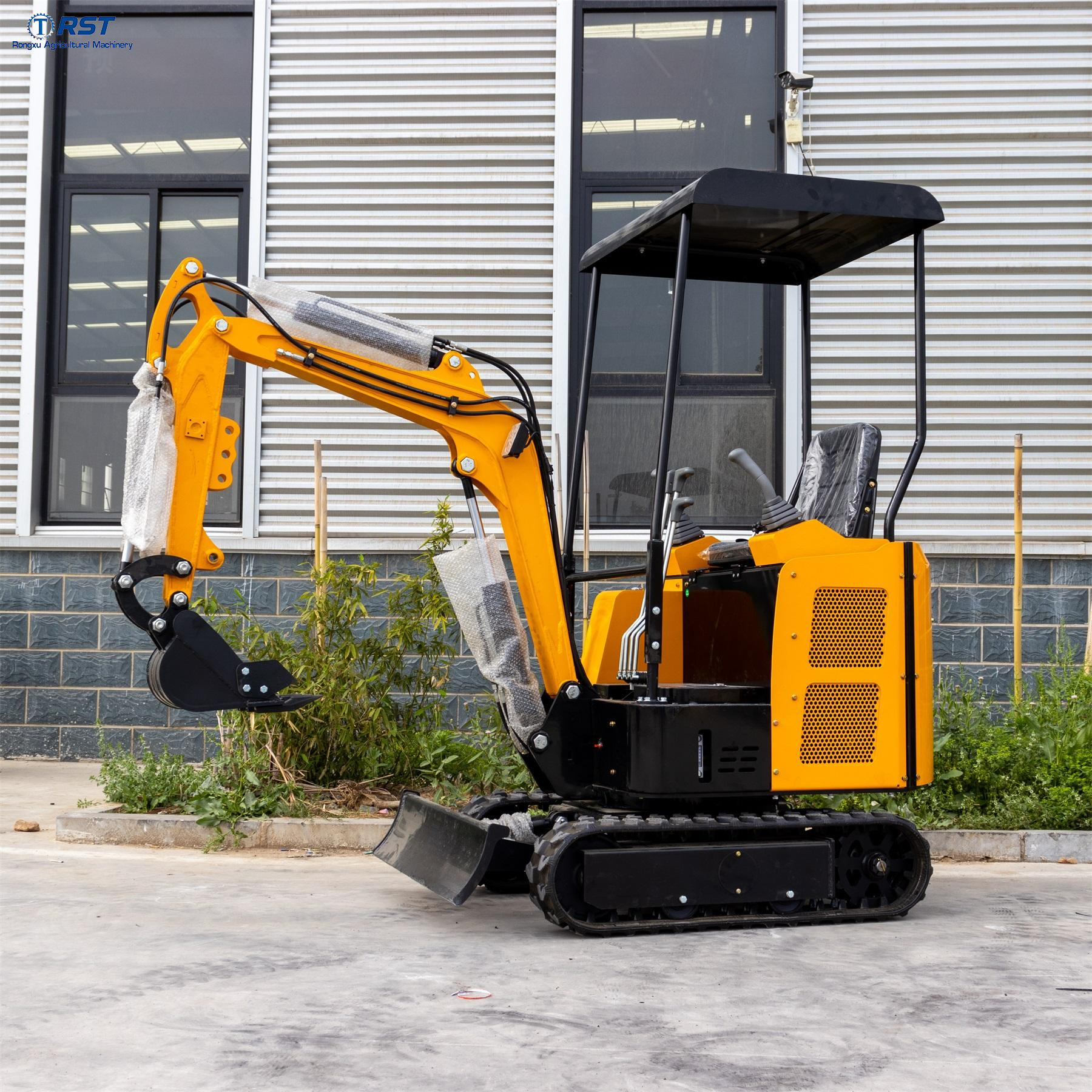 RST15-1Small Excavator